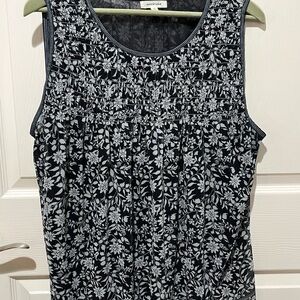 Black and White Floral Sleeveless Top